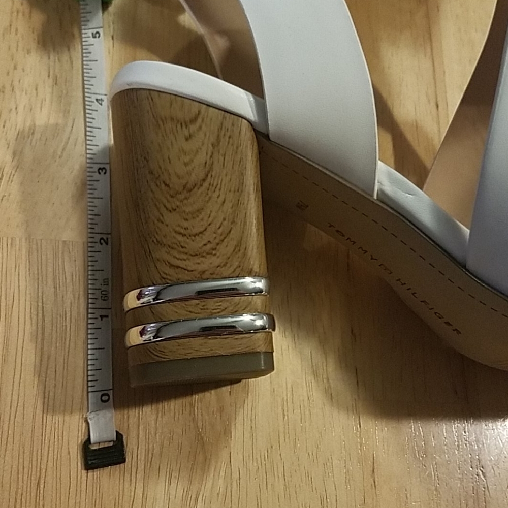 Tommy Hilfiger Sadah Metallic Silver White block heel sandals 7.5‎ - Picture 5 of 6